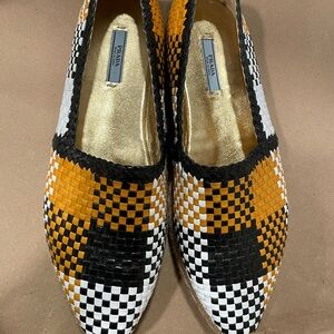 Prada Black White and Mustard Woven Slip-On espadrilles Never been worn Sz 40